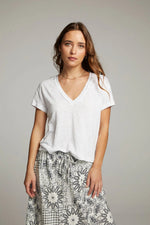Load image into Gallery viewer, Chaser Gator White Linen Tee