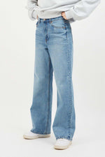 Load image into Gallery viewer, Dr. Denim Echo Jeans in Blue Jay
