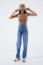 Load image into Gallery viewer, Dr. Denim Moxy Straight Jeans in Cape Sky Worn Hem