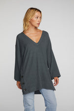 Load image into Gallery viewer, chaser-coda-tunic-charcoal-side-02