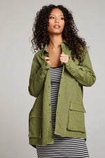 Load image into Gallery viewer, Chaser Sweet Pea Sphagnum Button Up
