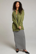 Load image into Gallery viewer, Chaser Sweet Pea Sphagnum Button Up
