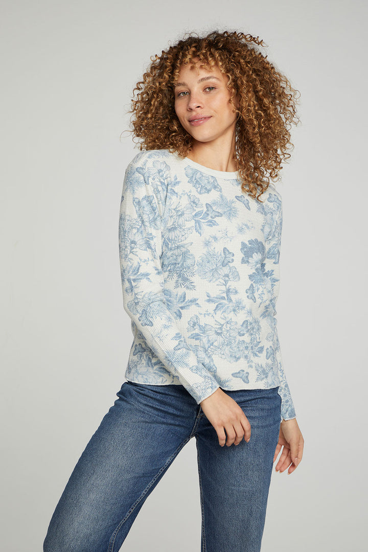 Chaser-thermal-long-sleeve-berkshire-blue-front-pose