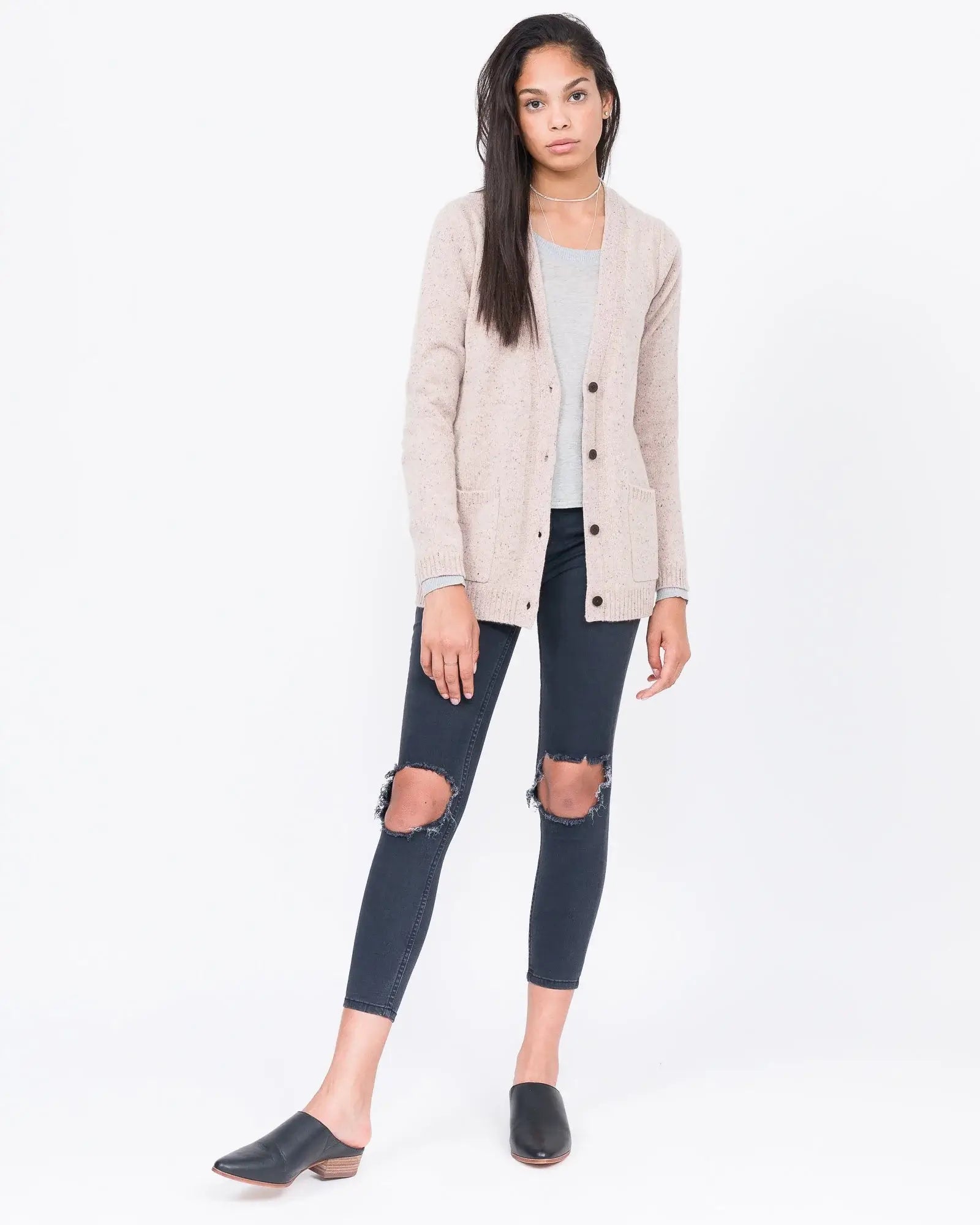 Yuna Cashmere Boyfriend Cardigan in Natural Donegal - Full