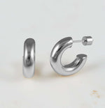 Load image into Gallery viewer, Rumi Hoop in Rhodium - Main
