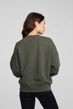 Load image into Gallery viewer, chaser-hartford-forest-night-green-pullover-06
