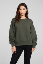 Load image into Gallery viewer, chaser-hartford-forest-night-green-pullover-07
