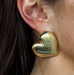 Load image into Gallery viewer, Natalie B Jewelry Mon Cheri Gold Earrings

