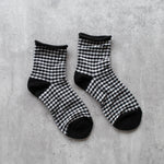 Load image into Gallery viewer, Tiepology Picnic Socks Black 
