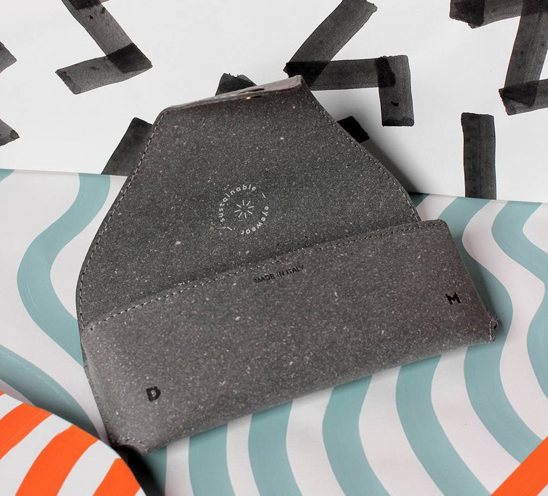       Sustainable-Recycled-Leather-Sunglass-Case